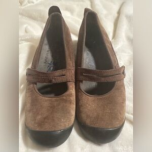🦃 Merrell Brown Suede Mary Jane shoes